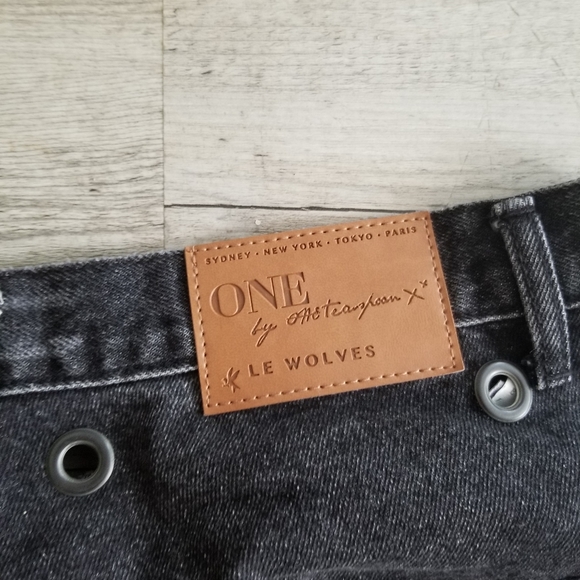 One teaspoon le wolves - Picture 3 of 4